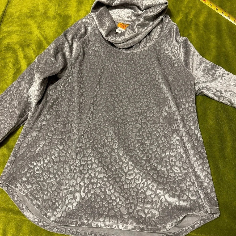 Petite WNS Ruby Rd. Cow-neck Metallic Silver PM